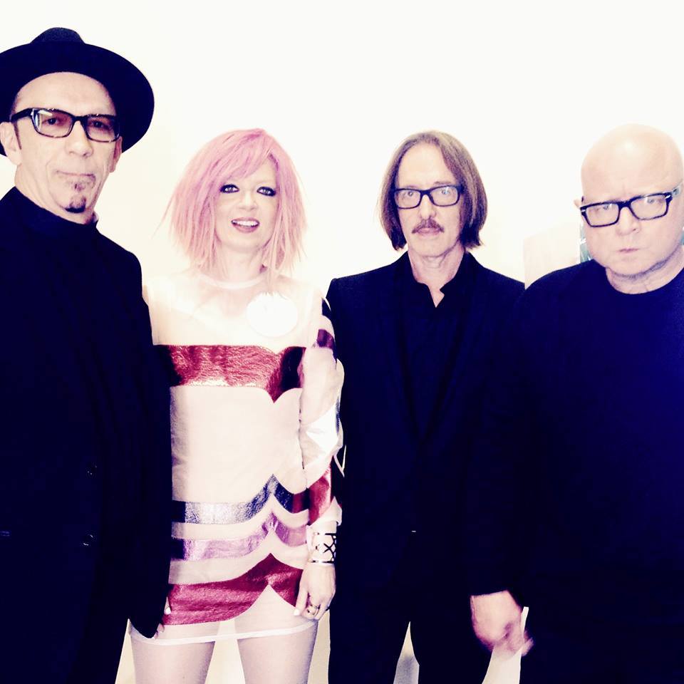 Garbage - Even Though Our Love Is Doomed - Tekst piosenki, lyrics - teksciki.pl