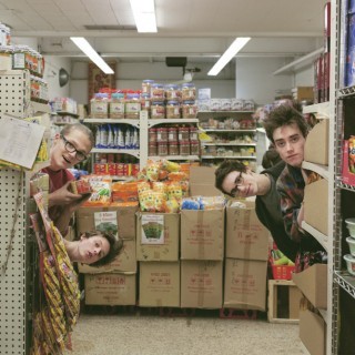 Hippo Campus - Dollar Bill - Tekst piosenki, lyrics - teksciki.pl