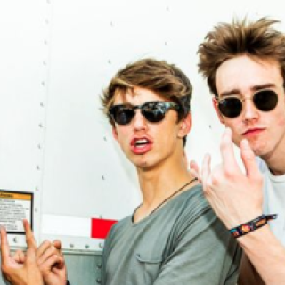Hippo Campus - Sophie So - Tekst piosenki, lyrics - teksciki.pl