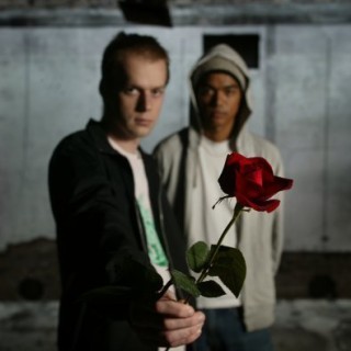 Horrorshow - The Headline - Tekst piosenki, lyrics - teksciki.pl