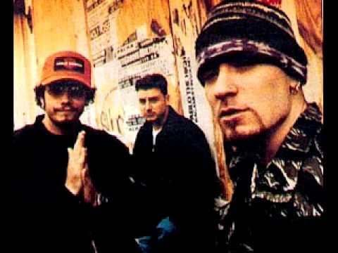 House Of Pain - I'm a Swing It - Tekst piosenki, lyrics - teksciki.pl