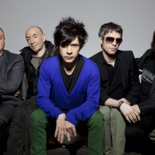 Indochine - Little Dolls - Tekst piosenki, lyrics - teksciki.pl