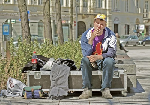 Karwan - Coś Się Kończy - Tekst piosenki, lyrics - teksciki.pl