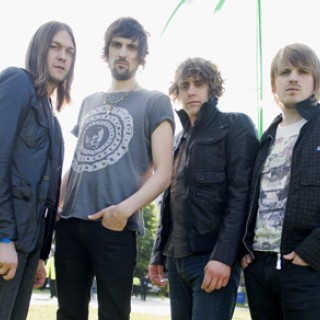 Kasabian - I Hear Voices - Tekst piosenki, lyrics - teksciki.pl