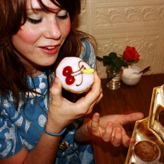 Kate Nash - I've Got A Secret - Tekst piosenki, lyrics - teksciki.pl