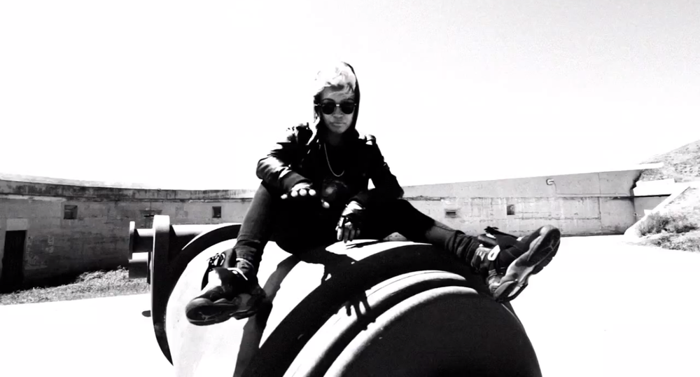 Leikeli47 - Fuck the Summer Up - Tekst piosenki, lyrics - teksciki.pl