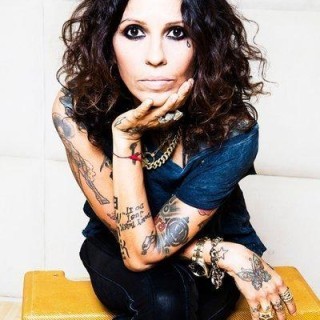 Linda Perry - Jackie - Tekst piosenki, lyrics - teksciki.pl