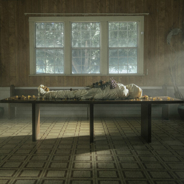 Lizzy McAlpine - Doomsday - Tekst piosenki, lyrics - teksciki.pl