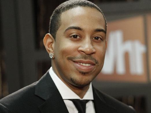 Ludacris - Throw It Up - Tekst piosenki, lyrics - teksciki.pl