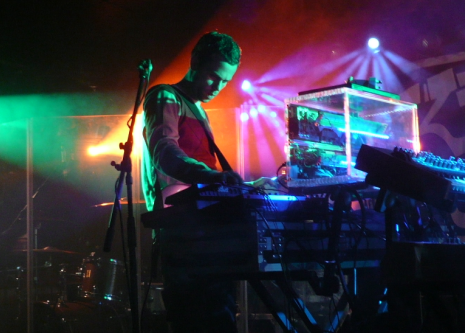 M83 - Oblivion - Tekst piosenki, lyrics - teksciki.pl