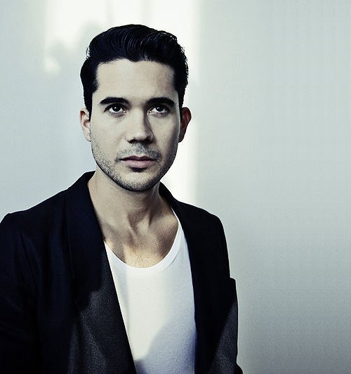 Matthew Dear - Just Us Now - Tekst piosenki, lyrics - teksciki.pl