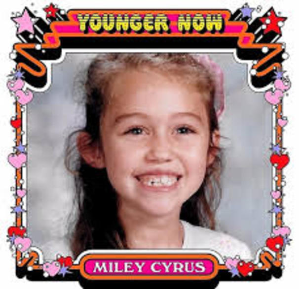Miley Cyrus - Younger Now - Tekst piosenki, lyrics - teksciki.pl
