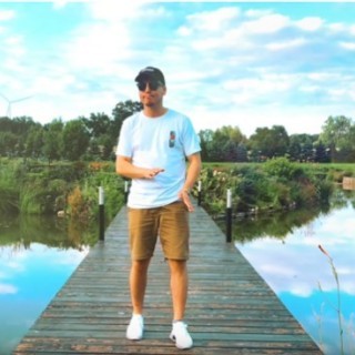 MiłyPan - Wakacje - Tekst piosenki, lyrics - teksciki.pl