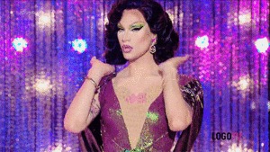 Miss Fame - Give Me Glamour - Tekst piosenki, lyrics - teksciki.pl