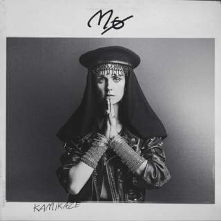 MØ - Kamikaze - Tekst piosenki, lyrics - teksciki.pl