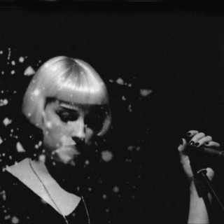 Molly Nilsson - Joyride - Tekst piosenki, lyrics - teksciki.pl
