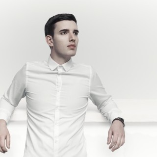 Netsky - Running Low - Extended - Tekst piosenki, lyrics - teksciki.pl
