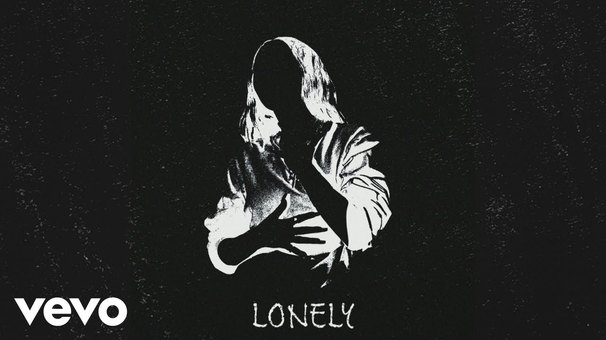 Noah Cyrus - Lonely - Tekst piosenki, lyrics - teksciki.pl
