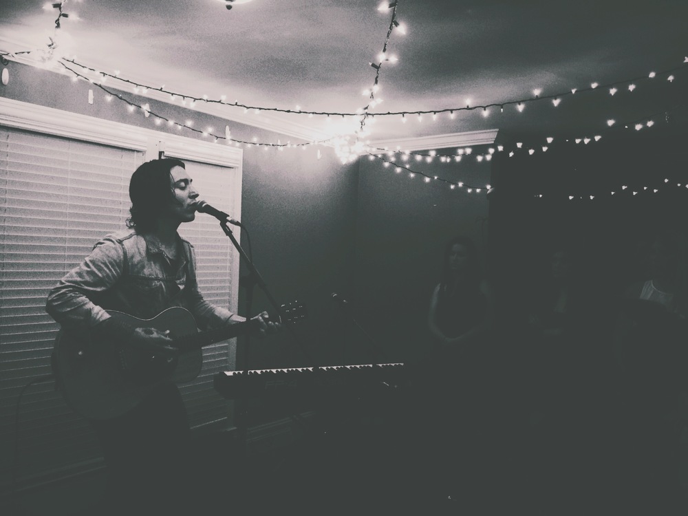 Noah Gundersen - Slow Dancer - Tekst piosenki, lyrics - teksciki.pl