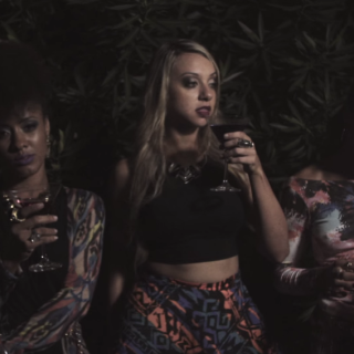 Nunig - Praiana - Tekst piosenki, lyrics - teksciki.pl