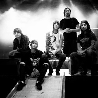 Of Mice & Men - Poker Face - Tekst piosenki, lyrics - teksciki.pl