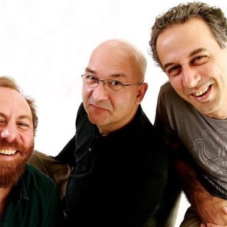 Os Paralamas Do Sucesso - Feira Moderna - Tekst piosenki, lyrics - teksciki.pl