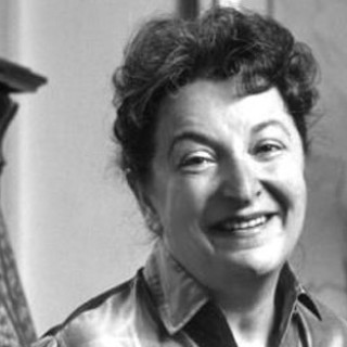 Pauline Kael - Trash, Art, and the Movies (X) - Tekst piosenki, lyrics - teksciki.pl