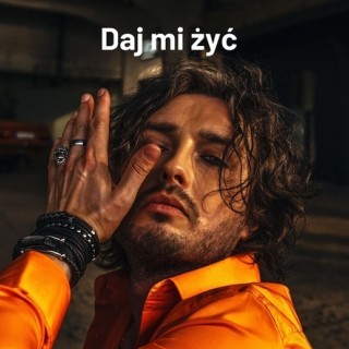 Piotr Cugowski - Daj Mi Żyć - Tekst piosenki, lyrics - teksciki.pl