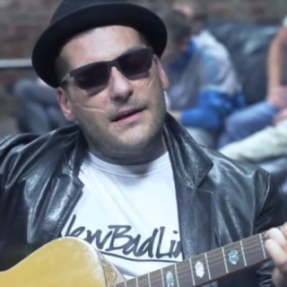 Popek - Efekt uboczny rapu - Tekst piosenki, lyrics - teksciki.pl