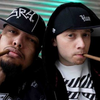 Potluck - Strains - Tekst piosenki, lyrics - teksciki.pl