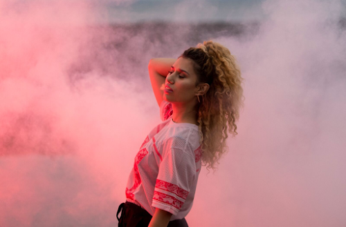Raye - Tell Me - Tekst piosenki, lyrics - teksciki.pl