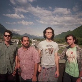 Real Estate - Suburban Dogs - Tekst piosenki, lyrics - teksciki.pl