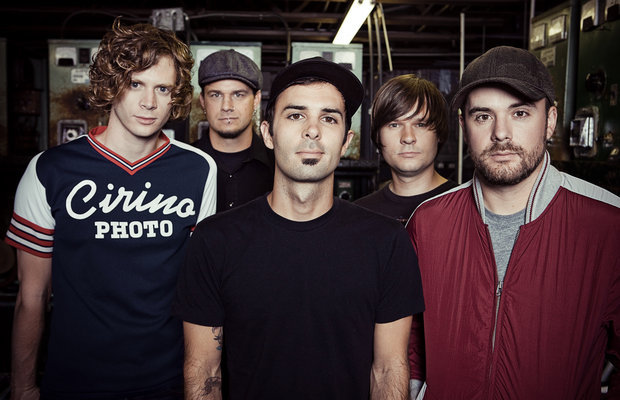 Relient K - Between You and Me - Tekst piosenki, lyrics - teksciki.pl
