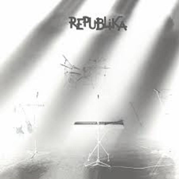 Republika - Fast - Tekst piosenki, lyrics - teksciki.pl