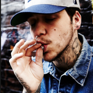 Ricky Hil - Eyes Roll Way Back - Tekst piosenki, lyrics - teksciki.pl