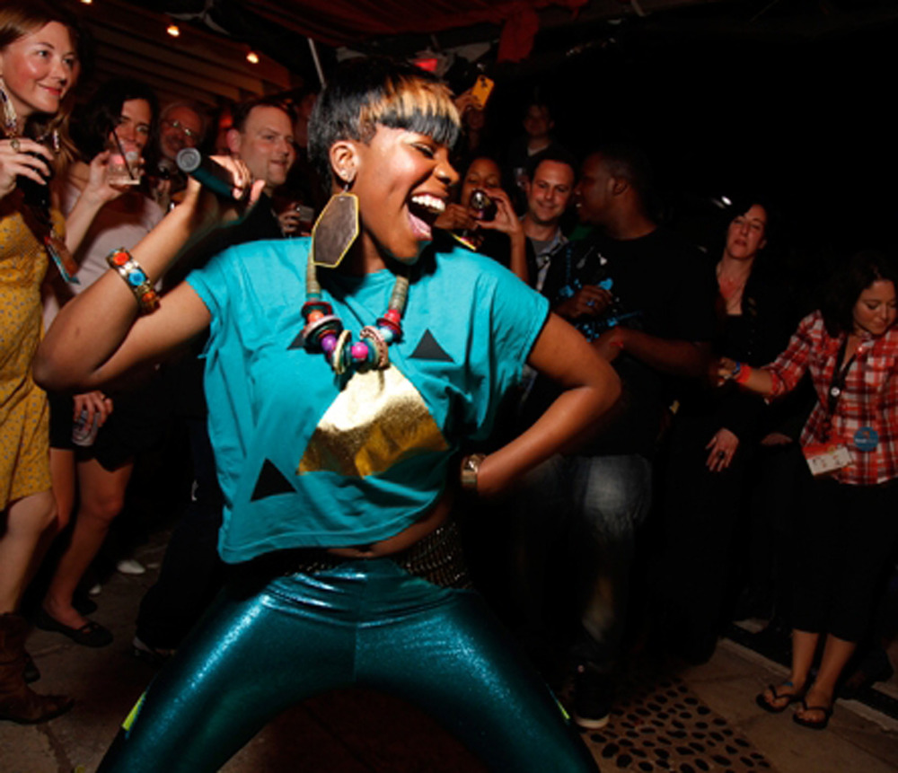 Rye Rye - Crazy Bitch - Tekst piosenki, lyrics - teksciki.pl