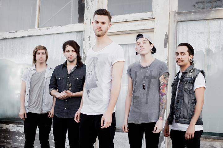 Secrets - Heartbreak Kids - Tekst piosenki, lyrics - teksciki.pl
