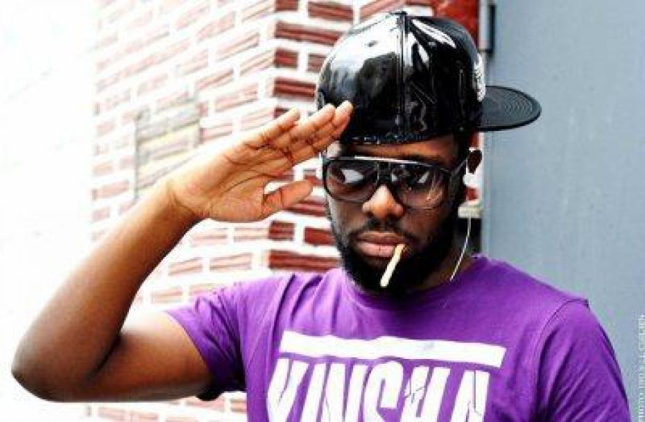 Sexion d'Assaut - 9ème Zone Arrive - Tekst piosenki, lyrics - teksciki.pl