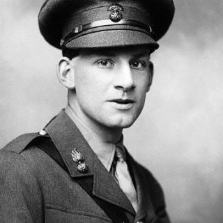 Siegfried Sassoon - Attack - Tekst piosenki, lyrics - teksciki.pl