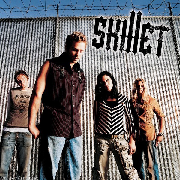 Skillet - Savior - Tekst piosenki, lyrics - teksciki.pl