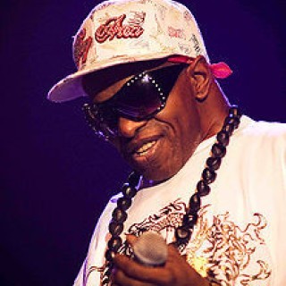 Sly Stone - Everyday People - Tekst piosenki, lyrics - teksciki.pl