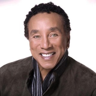 Smokey Robinson - The Tracks of My Tears (live) - Tekst piosenki, lyrics - teksciki.pl