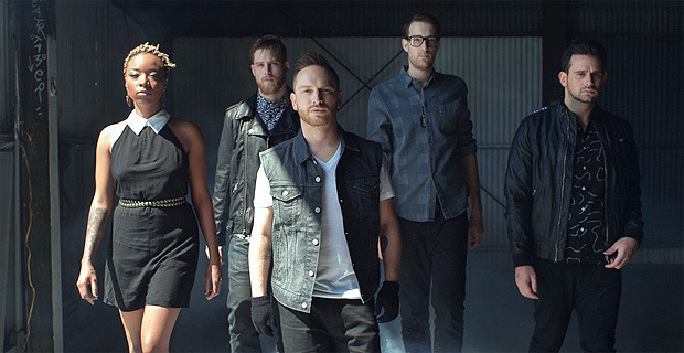 SomeKindaWonderful - Wait For Me - Tekst piosenki, lyrics - teksciki.pl