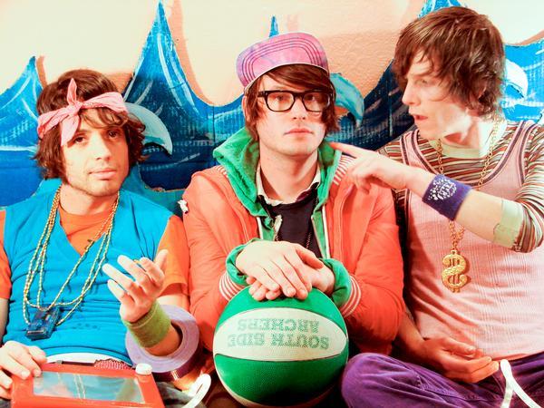 Starfucker - Girls Just Want To Have Fun - Tekst piosenki, lyrics - teksciki.pl