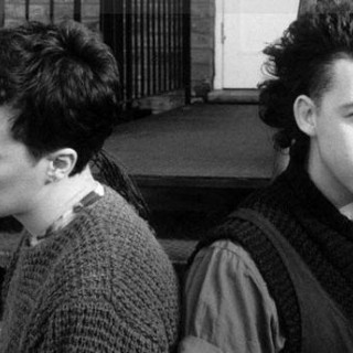 Tears For Fears - Woman in Chains - Tekst piosenki, lyrics - teksciki.pl