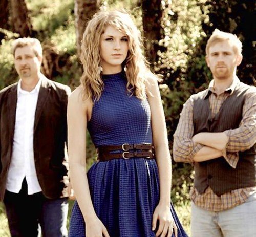 The Henningsens - O Come, O Come Emmanuel - Tekst piosenki, lyrics - teksciki.pl