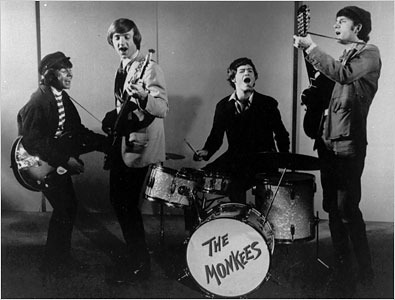 The Monkees - Auntie's Municipal Court - Tekst piosenki, lyrics - teksciki.pl