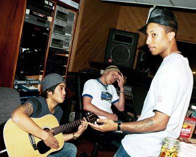 The Neptunes - Pop Shit - Tekst piosenki, lyrics - teksciki.pl