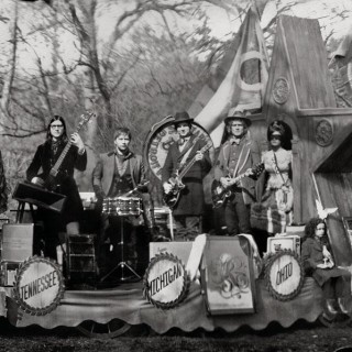 The Raconteurs - Many Shades of Black - Tekst piosenki, lyrics - teksciki.pl