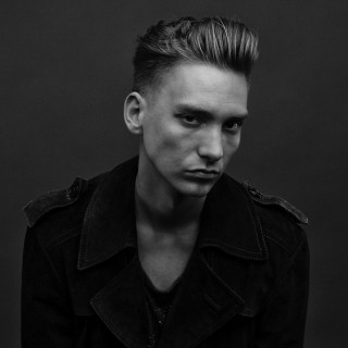 Thomas Azier - Red Eyes - Tekst piosenki, lyrics - teksciki.pl
